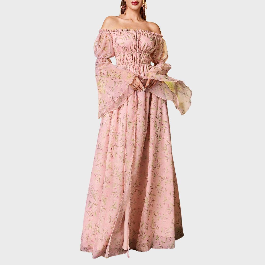 Boho Romance: Ljusrosa blommig maxiklänning med dramatiska ärmar