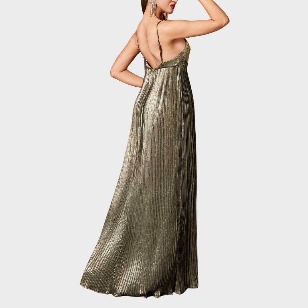 Gilded Goddess: Guldskimrande aftonklänning med smala axelband